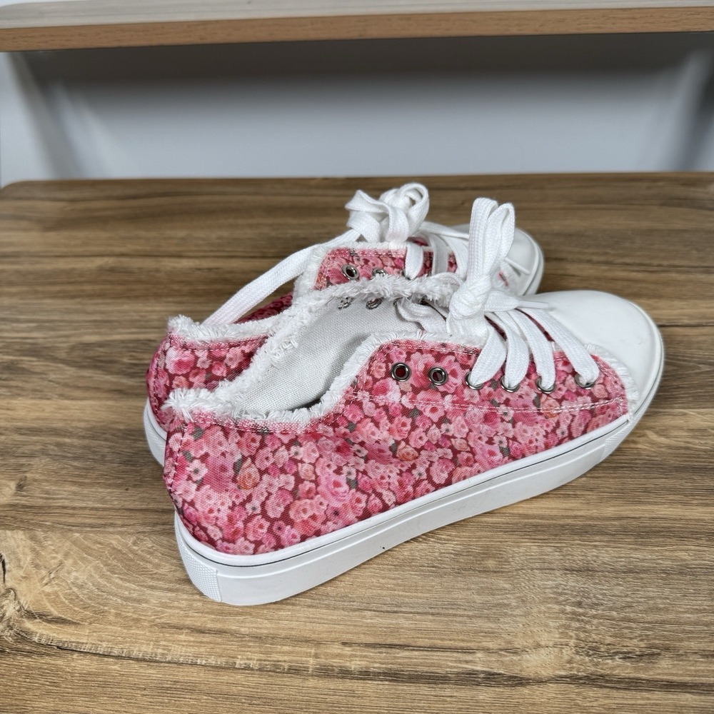 Unbranded Pink Patterned Round Cap Top Canvas Sneaker‎ Floral Size 39 Casual - Picture 2 of 7